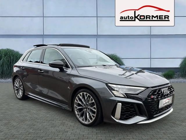 Audi RS3 2024 Benzine
