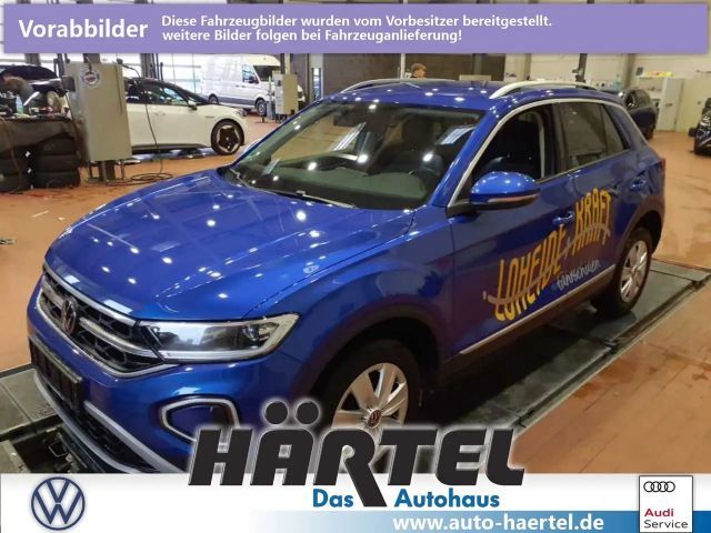 Volkswagen T-Roc STYLE 1.5 TSI DSG (+ACC-RADAR+NAVI+AHK) LED 2022 Benzine