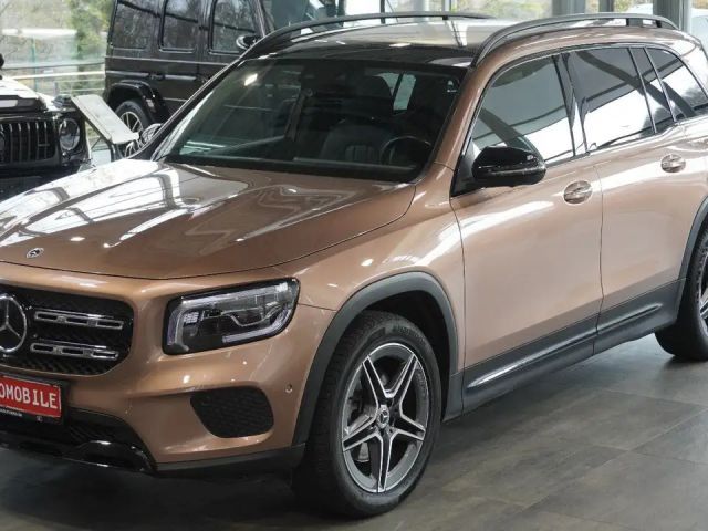 Mercedes-Benz GLB 250 *ACC*AHK*BURMESTER*PANO*360°KAM*STHZ* 2022 Benzine
