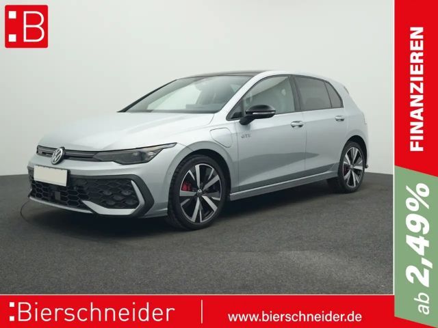 Volkswagen Golf 8 1.5 TSI eHybrid DSG GTE BLACK-STYLE PANO AHK DCC 2025 Hybride / Benzine
