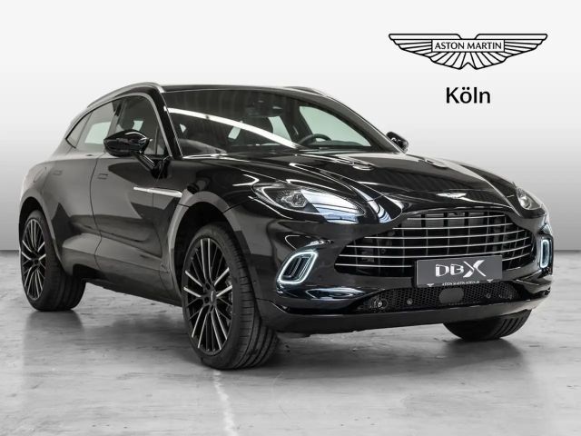 Aston Martin DBX Jet Black Onyx Black 2024 Benzine