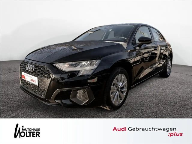Audi A3 Sportback 40 TFSIe NAVI ACC SHZ ALU PDC 2022 Hybride / Benzine