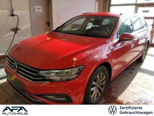 Volkswagen Passat Var. 2.0 TDI Business DSG AHK*RFK*ACC*NAV 2023 Diesel