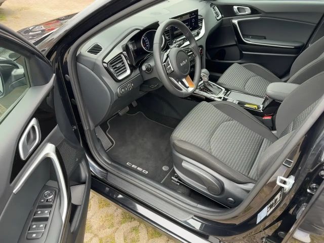 Kia Ceed / cee'd