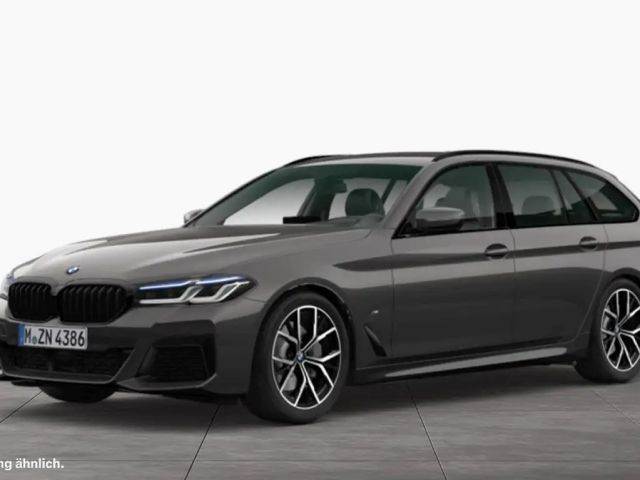 BMW 530 i Touring M SPORTPAKET Head-Up Rückfahrkamera Lase 2023 Benzine