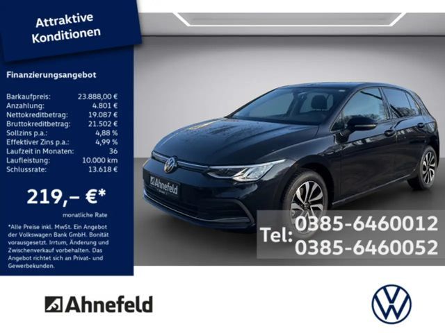 Volkswagen Golf VIII Active 2.0 TDI DSG SHZ NAVI ACC LED 2022 Diesel