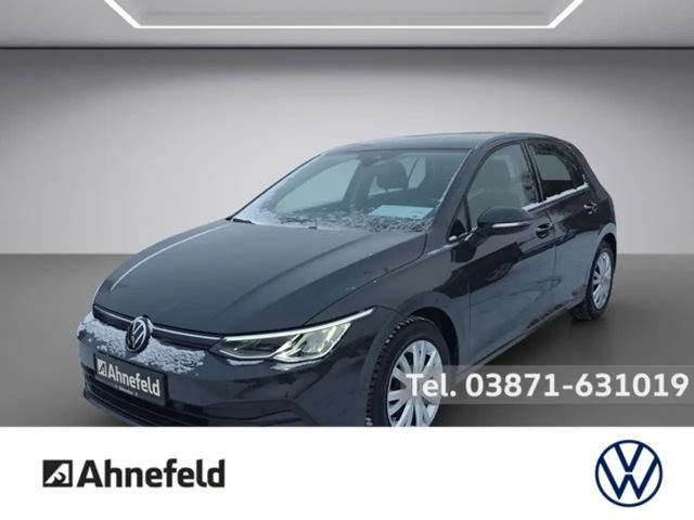 Volkswagen Golf VIII Life 2023 Benzine