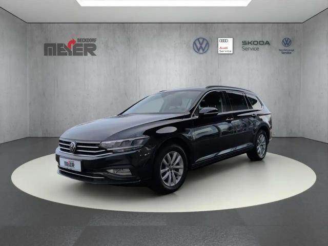 Volkswagen Passat Variant Business 2.0 TDI Klima Navi Rückfahrkamera 2022 Diesel