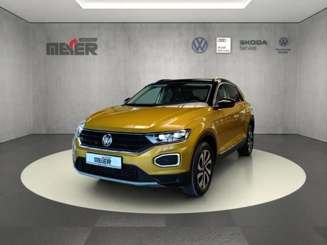 Volkswagen T-Roc ACTIVE 1.5 TSI Klima Navi Rückfahrkamera 2021 Benzine
