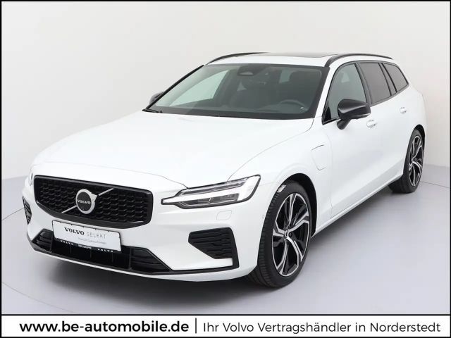 Volvo V60 T6 AWD Ultra Dark Recharge Plug-In Hybrid *AHK*360°* 2025 Hybride / Benzine