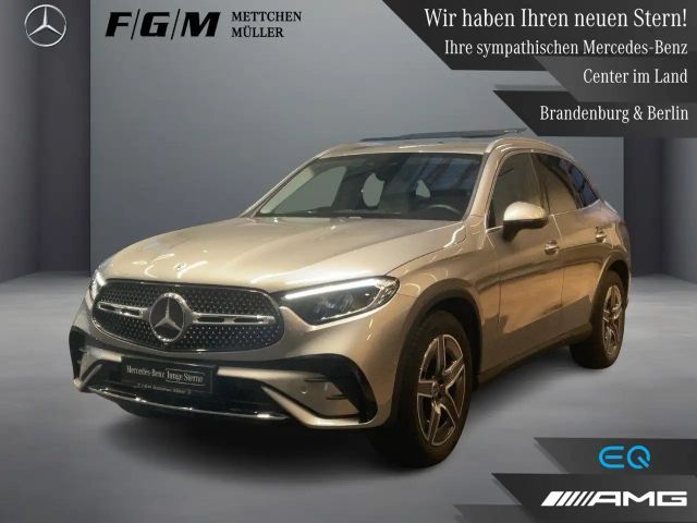 Mercedes-Benz GLC 200 4M AMG-Line 360|AHK|CarPlay|Distronic|TWA 2023 Benzine
