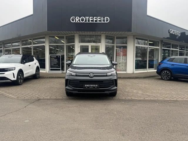 Volkswagen Tiguan 2024 Benzine