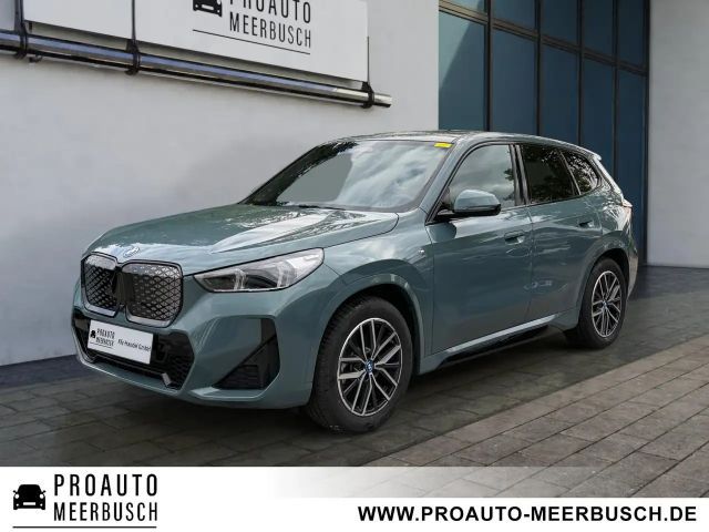 BMW iX1 30 xDrive M Sport AHK/MASSAGE/ADAPTLED/MMRY 2024 Elektrisch