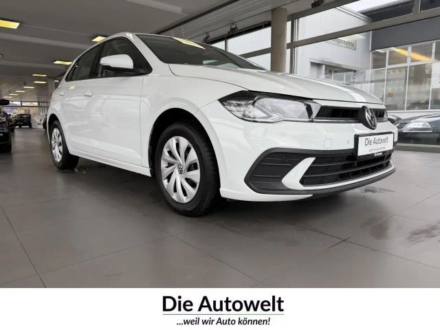 Volkswagen Polo VI Life 1.0 TSI NAVI LED GBA GRA CARPLAY ZV BT 2022 Benzine