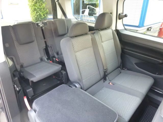 Ford Grand Tourneo