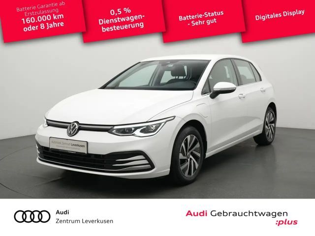 Volkswagen Golf VIII eHybrid Style DSG STANDHZ NAVI VIRT 2022 Hybride / Benzine