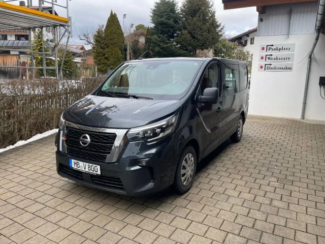 Nissan NV300