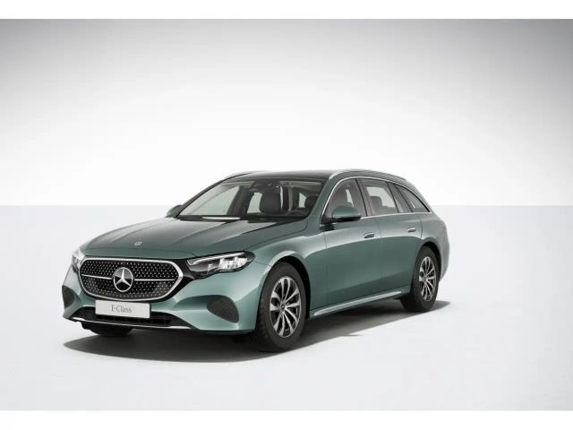 Mercedes-Benz E 220 T d Avantgarde 2x MBUX+Led+Distro+Pano+Kam 2024 Diesel