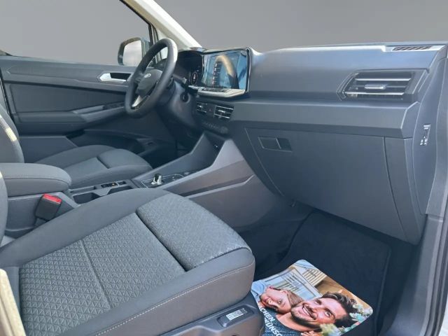 Ford Grand Tourneo