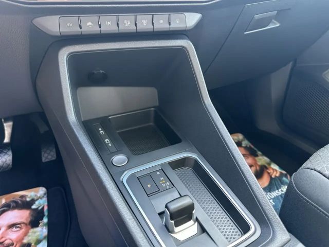 Ford Grand Tourneo