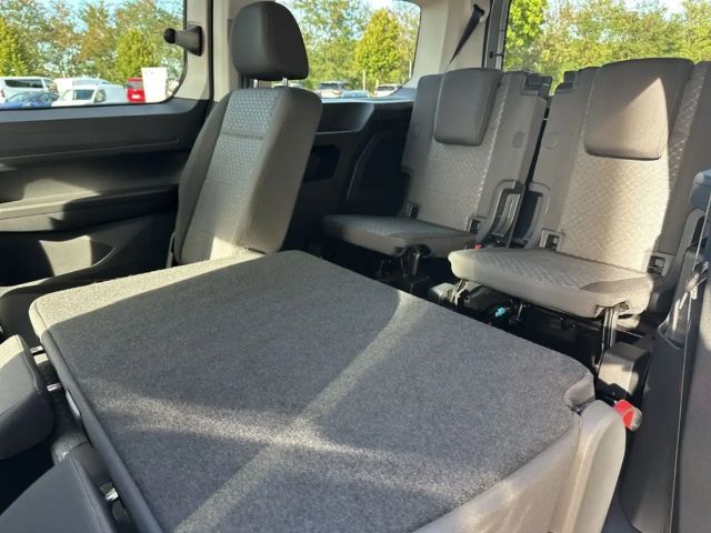 Ford Grand Tourneo