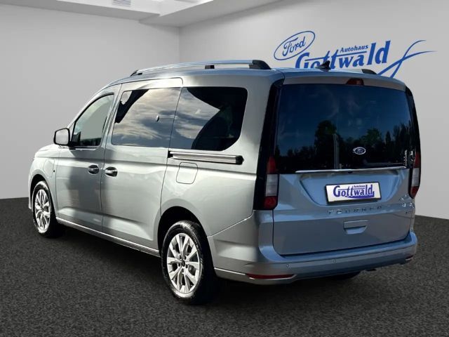 Ford Grand Tourneo