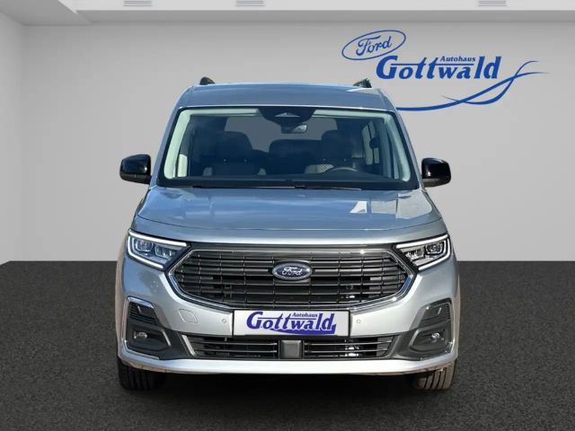 Ford Grand Tourneo