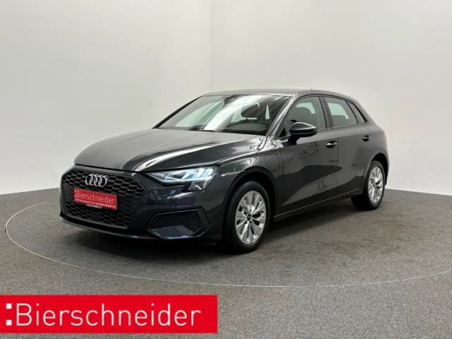 Audi A3 2022 Hybride / Benzine
