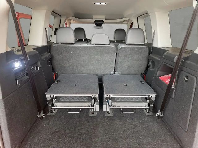 Ford Grand Tourneo