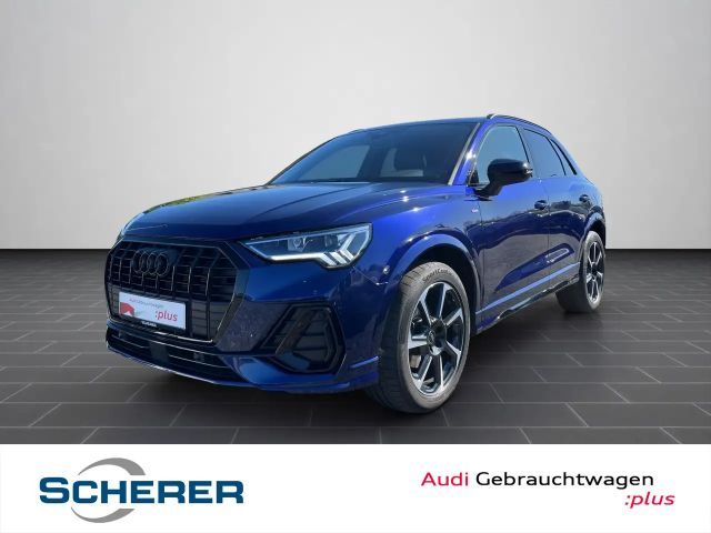 Audi Q3 2x S line 35 TFSI S tronic PANO SONOS AHK STA 2023 Benzine
