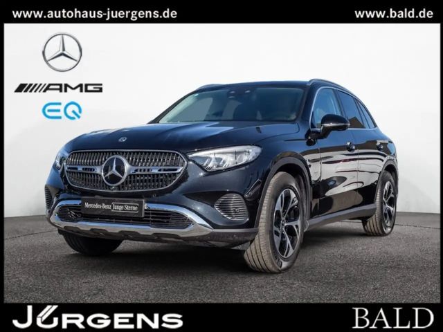 Mercedes-Benz GLC 200 4M Avantgarde/LED/360/AHK/Distr/Memo/18" 2024 Benzine