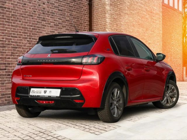 Peugeot e-208