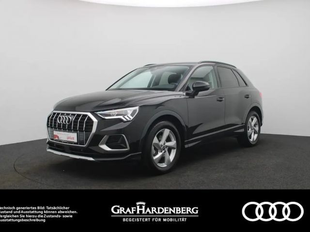 Audi Q3 35 TFSI advanced LED Navi ACC AHK SHZ 2025 Benzine