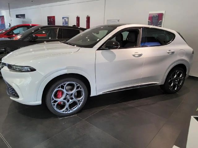 Alfa Romeo Tonale Tributo Italiano Plug-In-Hybrid AWD 2024 Hybride / Benzine