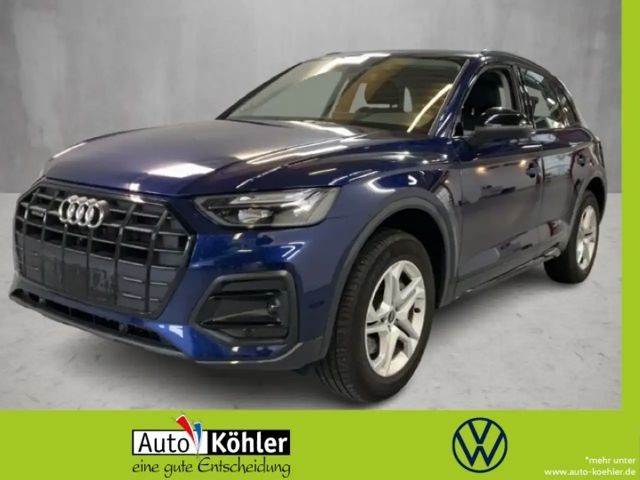 Audi Q5 quattro TFSI Kamera/AHK/StHz/ACC/Akustikglas 2024 Hybride / Benzine