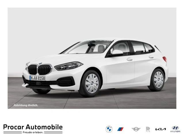 BMW 116 i NAVI PDC V+H DAB Sitzheiz. Klima Touch ABS 2022 Benzine