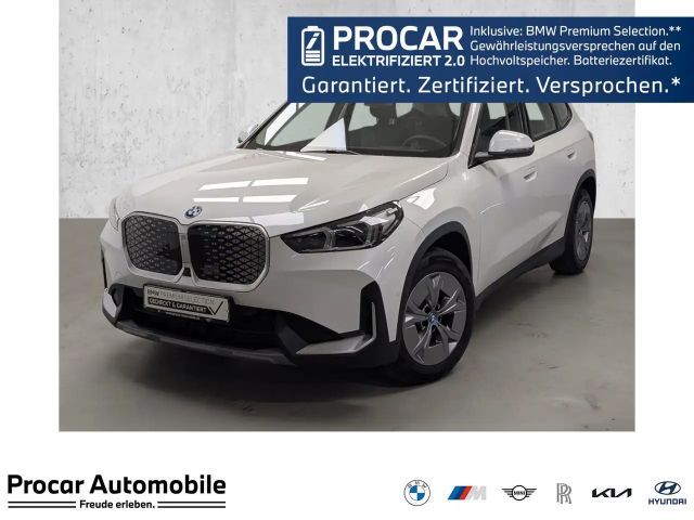 BMW iX1 eDrive20 DA Prof PA Prof HuD AHK ACC 360° 2025 Elektrisch