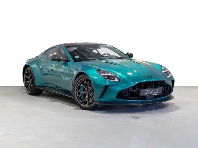Aston Martin V8 Vantage -Podium Green- 2024 Benzine