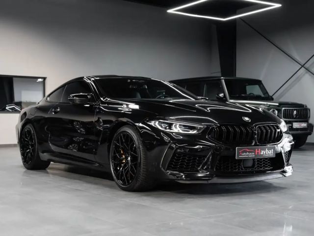BMW M8 Competition Coupe B&W-Keramik-Carbon-360°-HuD 2024 Benzine