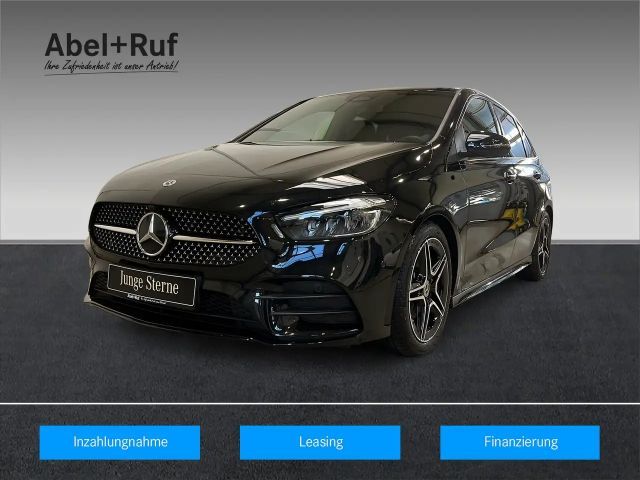 Mercedes-Benz B 220 4M AMG+NIGHT+Kamera+Ambiente+LrHz+TotW 2025 Benzine