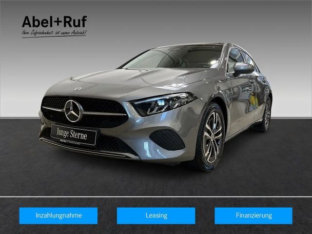 Mercedes-Benz A 180 PROGRESSIVE+LED+Rückfahrkamera+SHz+LrHz 2025 Benzine