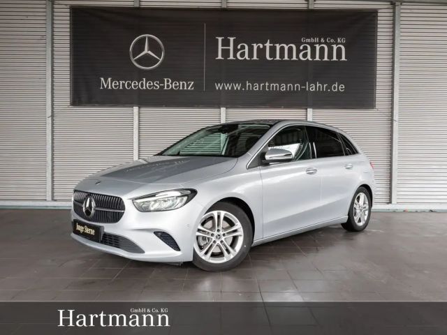 Mercedes-Benz B 200 B 200 Progressive 7G KeylessGo AHK Totwinkel LED 2023 Benzine