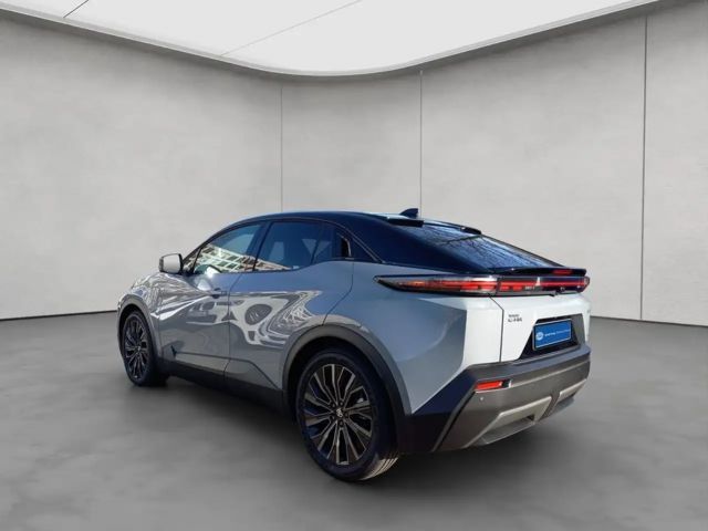 Toyota C-HR+