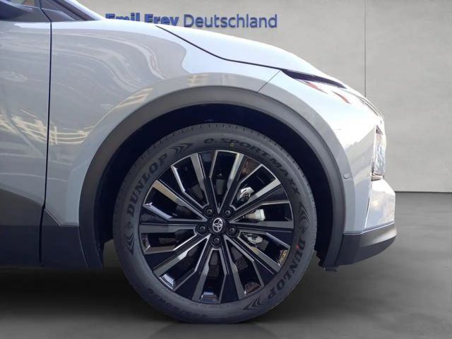 Toyota C-HR+