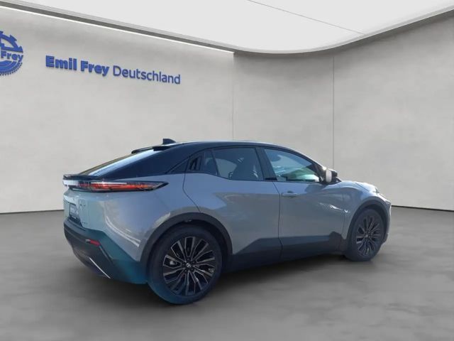 Toyota C-HR+