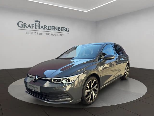 Volkswagen Golf 8 Style 1.5 eTSI DSG NaviPro MatrixLED 2022 Benzine
