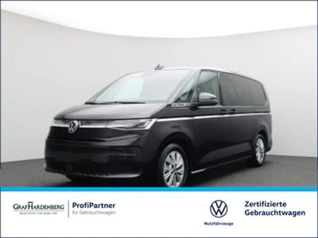 Volkswagen T7 Multivan Style lang LR Allrad eHybrid UPE106t 2025 Hybride / Benzine