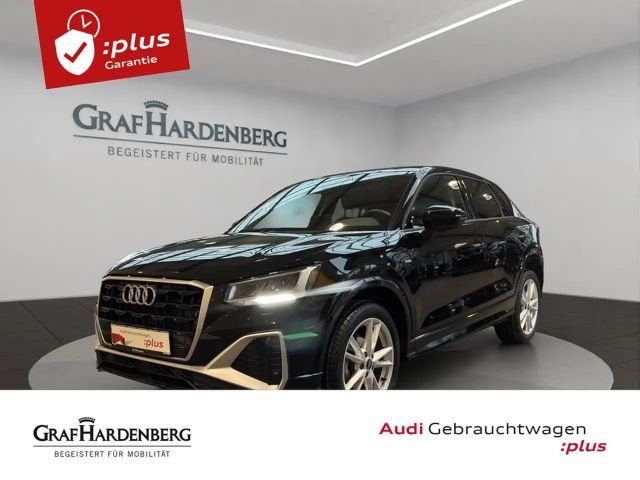 Audi Q2 S-Line 35TFSI S-Tr. Navi Rückfahrkamera 2025 Benzine