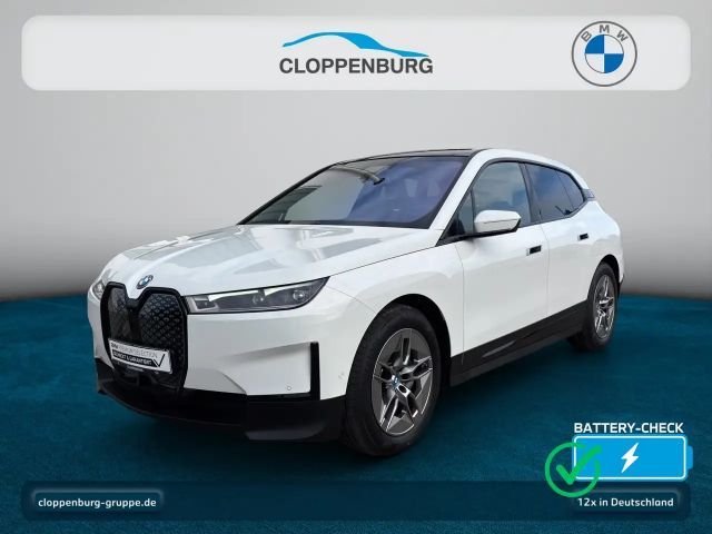 BMW iX xDrive40 Head-Up+AHK+Navi+Pano+360°+Laser+ACC 2021 Elektrisch