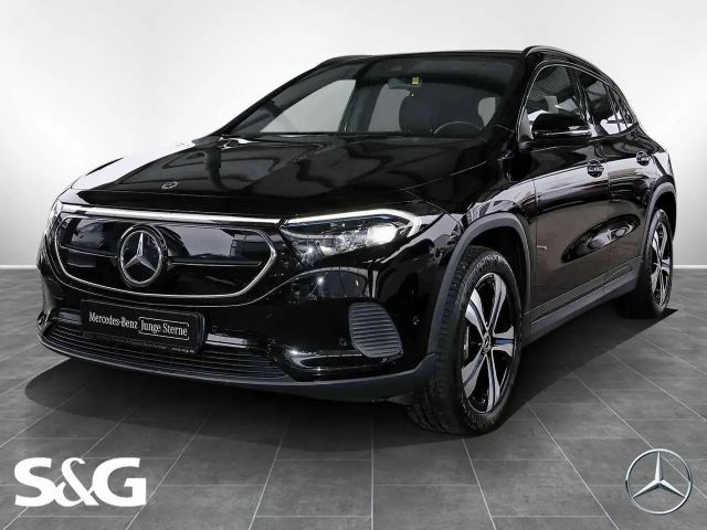 Mercedes-Benz EQA 300 4M KAMERA+TOTWINKEL+CARPLAY+MBUX+LED+19" 2022 Elektrisch
